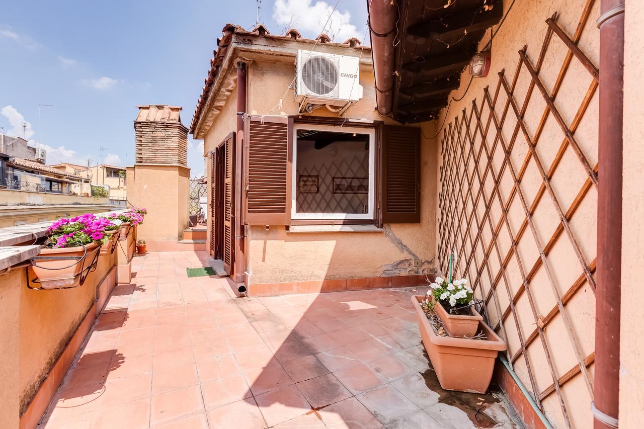 Romantic House With Terrace Dış mekan fotoğraf