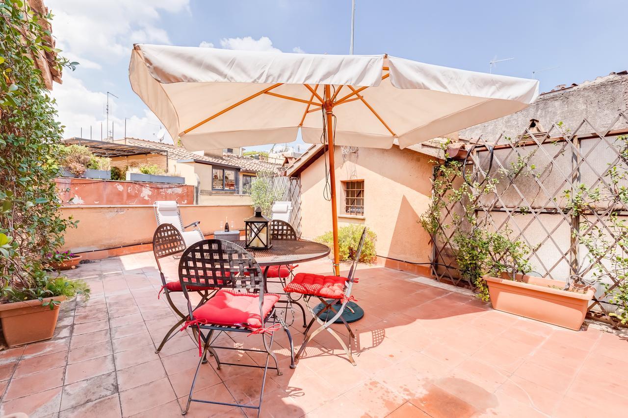 Romantic House With Terrace Dış mekan fotoğraf